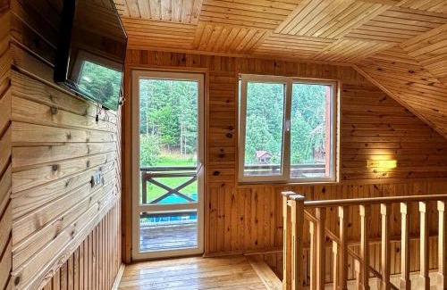 Yavory Apartamento | За рікою