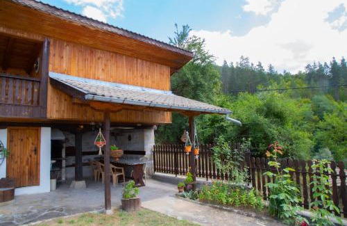Tryavna Casa | Йовчовата къща