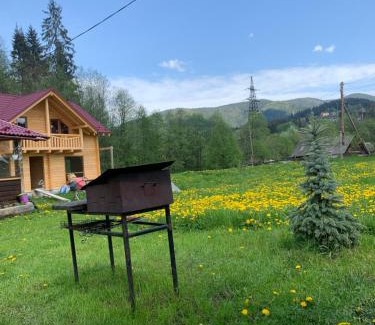 Vorokhta Casa | Карпатський світанок