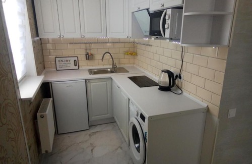 Vyshneve Apartamento | Квартал Авіа