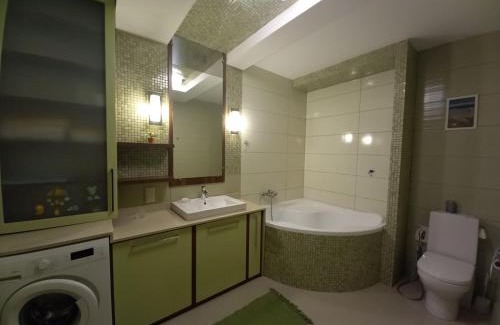 Yuzhne Apartamento | Квартира апартаменты с авторскими ремонтом