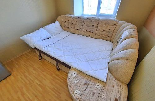 Sukhinovka Apartamento | Квартира з більярдом у центрі Полтави Мережа Alex Apartments Документи для відряджень Безконтактне заселення 24-7