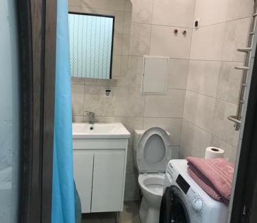 Khmelnitskiy Apartamento | Квартира подобово