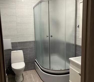 Khmelnitskiy Apartamento | Квартира подобово