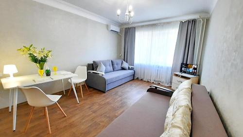 Podil Apartamento | Квартира с видом на Белую беседку Сеть апартаментов в центре Alex Apartmets Бесконтактное заселение 24-7