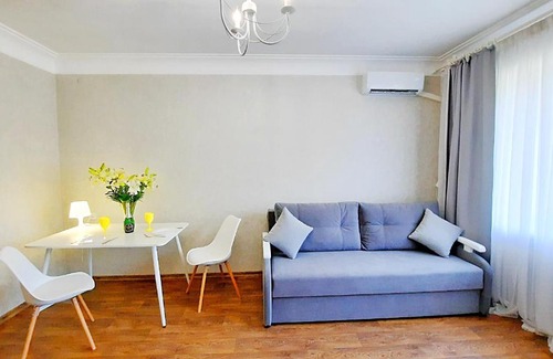Podil Apartamento | Квартира с видом на Белую беседку Сеть апартаментов в центре Alex Apartmets Бесконтактное заселение 24-7