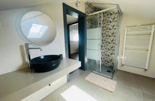Carciano Apartamento | Квартира с террасой и видом на озеро в Стрезе