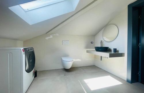 Carciano Apartamento | Квартира с террасой и видом на озеро в Стрезе