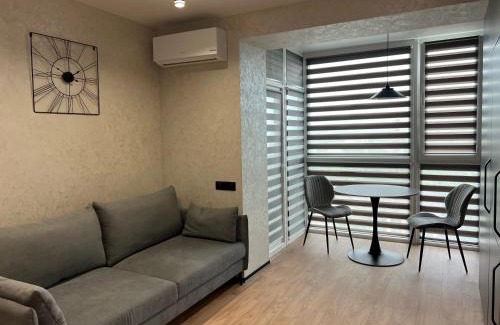 Khmelnitskiy Apartamento | Комфортний люкс з панорамою Netflix