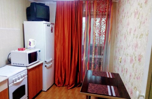 Krasnoyarsk Apartamento | Космонавтов 17