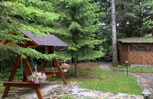 Manyava Casa | Котедж Гута