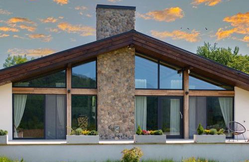 Plavya Chalet De Esquí | Котедж Шпаківня