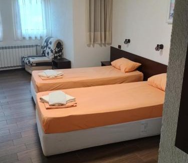 Malko Tarnovo Casa | Къща за гости Билдникс