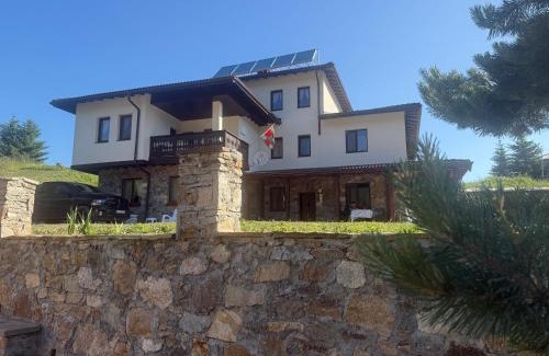 Smolyan Casa | Къща за гости МЕЧА СТЪПКА