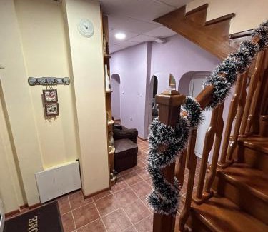 Veliko Tarnovo Casa | Къща за гости Трапезица с безплатен паркинг двор и веранди
