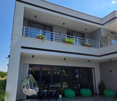 Montana Province Casa | Къща за гости Вила Буч