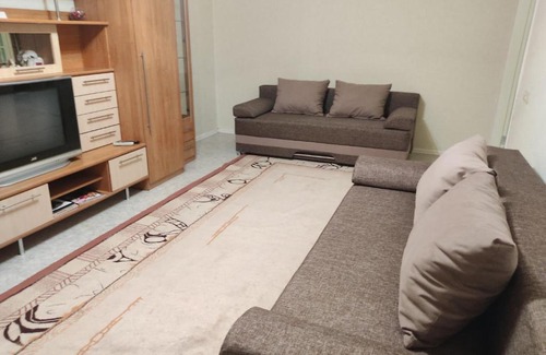 Omsk Apartamento | Лукашевича 13