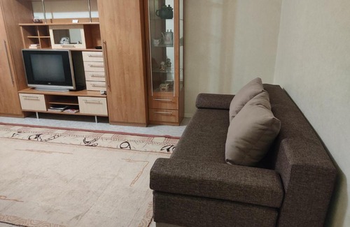 Omsk Apartamento | Лукашевича 13