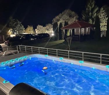 Strelcha Villa | Луксозна вила - Стрелча, джакузи с минерална вода
