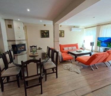 Mladezhko Villa | Луксозна къща Лешниците с.Младежко