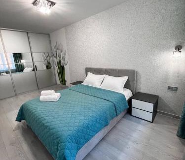 Sukhinovka Apartamento | Люкс апартаменти 2-к у Центрі - Мережа HELEN