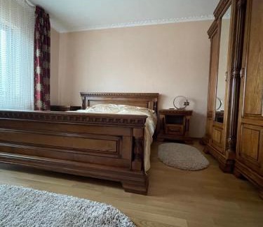 Rakhiv Apartamento | Маєток