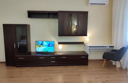 Shevchenkivs'kyi District Apartamento | метро Нивки, метро Сирец 15мин