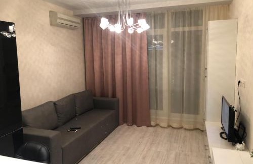 Svyatoshyns'kyi District Apartamento | Нова затишна квартира Студіо плюс спальня біля метро Житомирська