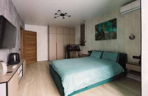 Darnyckyj Apartamento | Нова квартира з неймовірним краєвидом на озеро