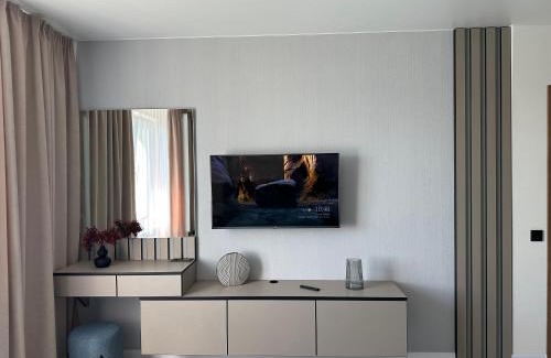 Darnyckyj Apartamento | Нова квартира з чудовим краєвидом на озеро