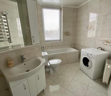 Yavory Apartamento | Новобуд.Стрийська,Ашан,Сихів,Автовокзал