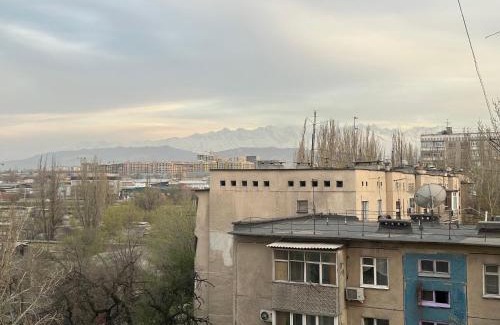 Sverdlov District Apartamento | Однокомнатная Карпинка