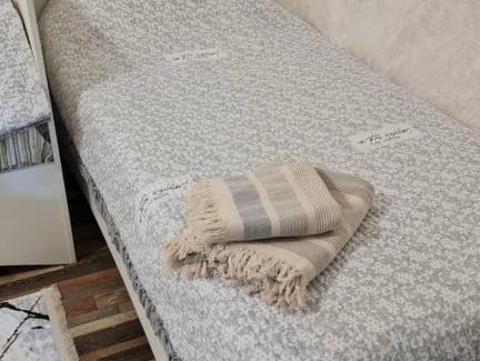 Tuzdybastau Apartamento | Однокомнатная квартира в 2 минутах от аэропорта