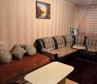 Narva Apartamento | Ореховая горка Апартаменты с балконом и лифтом