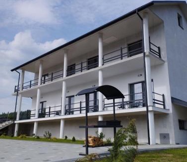 Skhidnytsya Apartamento | Перлина Карпат