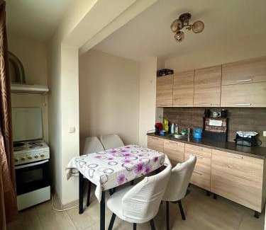 Pavolche Apartamento | ПЕТРОВ 2