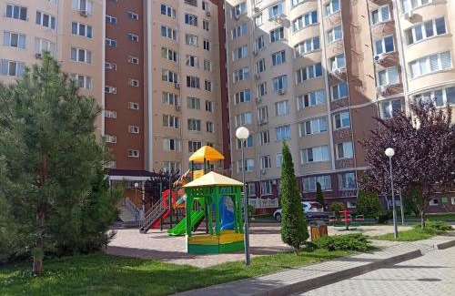Yuzhne Apartamento | Посуточно квартира у моря