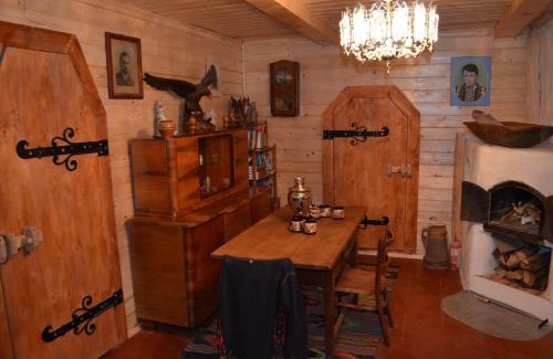 Vorokhta Apartamento | Приватна садиба 'Світлиця гуцульщини"