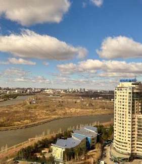 Nur-Sultan Apartamento | Просторная квартира у Набережной в ЖК Симфония