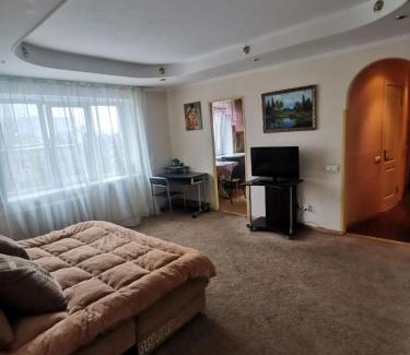 Holosiivskyj Apartamento | Просторі апартаменти на ВДНГ