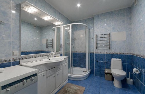 Shevchenkivs'kyi District Apartamento | Роздільна 3 кімнатна по вул Володимирська , навпроти Оперного Театру