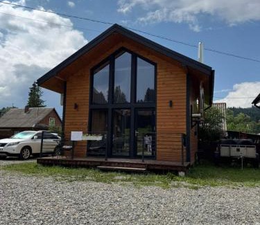 Vorokhta Casa | Садиба Гуцульський Двір