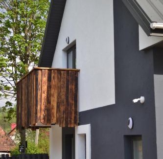 Izki Casa | Садиба Деревій