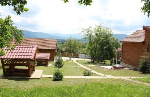 Nizhneye Sinevidnoye Casa | Садиба У Романа 'двохрівневий номер'