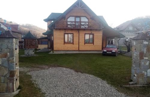 Snidavka Casa | Садиба Федорчуків Гірська хатина
