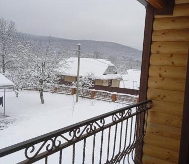 Snidavka Casa | Садиба Федорчуків Гірська хатина