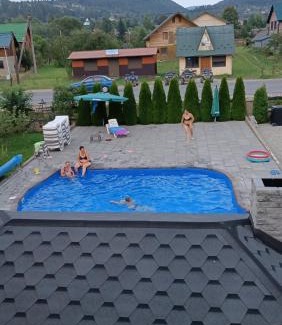 Mykulychyn Casa | Садиба Янчар Апартаменти з Басейном