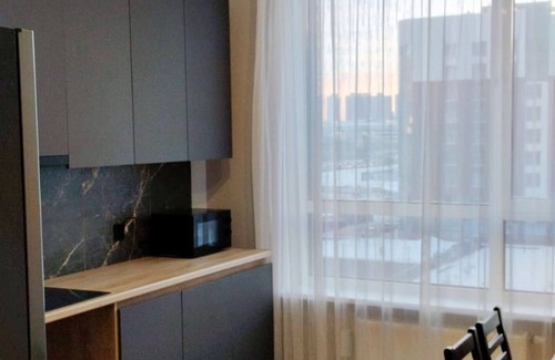 Nur-Sultan Apartamento | Современная квартира в стиле лофт с гамаком
