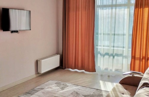Nur-Sultan Apartamento | Современная квартира в стиле лофт с гамаком