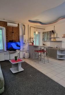 Verkhnie Misto Apartamento | Софиевская 8